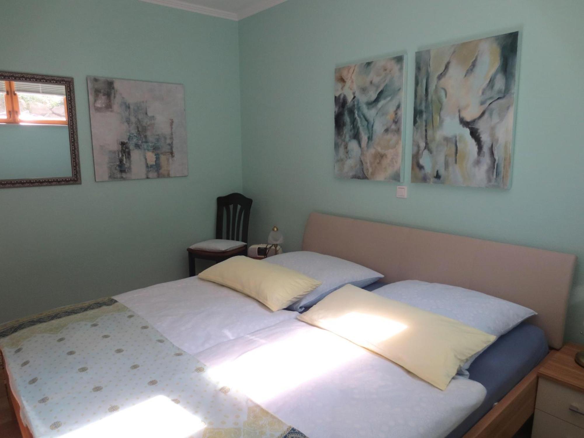 Holiday Flat With Idyllic Garden In داون المظهر الخارجي الصورة